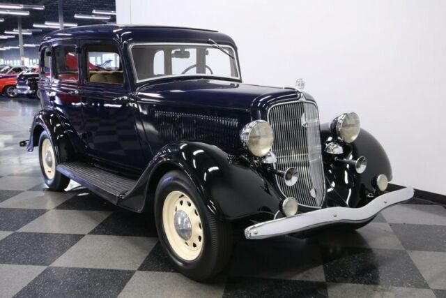 Plymouth 4 Door Sedan 1934 image number 41