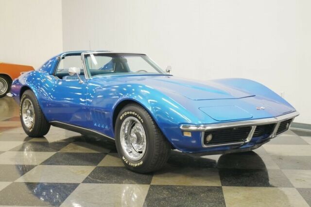 Chevrolet Corvette 1968 image number 17