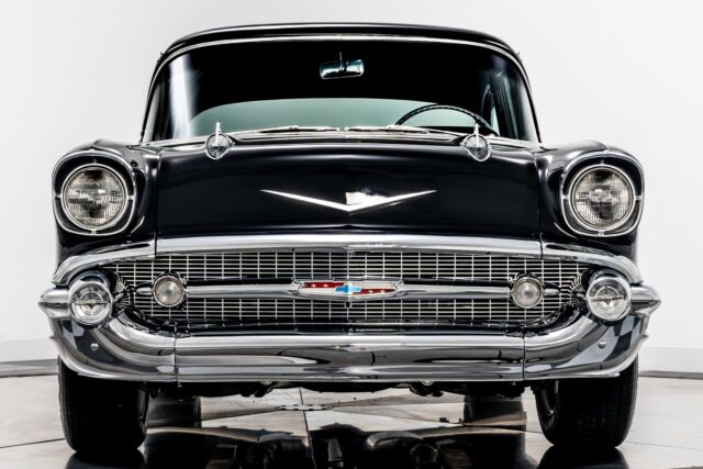 Chevrolet Bel Air/150/210 1957 image number 26