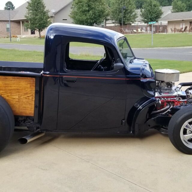 Chevrolet truck 1947 image number 1