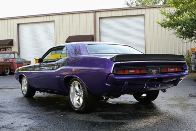 Dodge Challenger 1971 image number 27