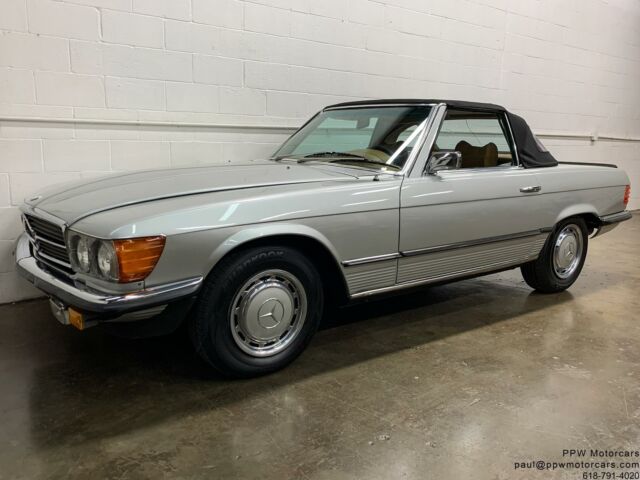 Mercedes-Benz SL-Class 1973 image number 19