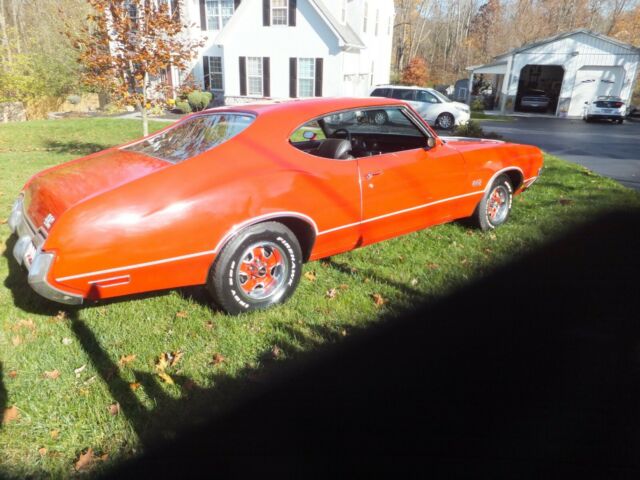 Oldsmobile Cutlass 1972 image number 1