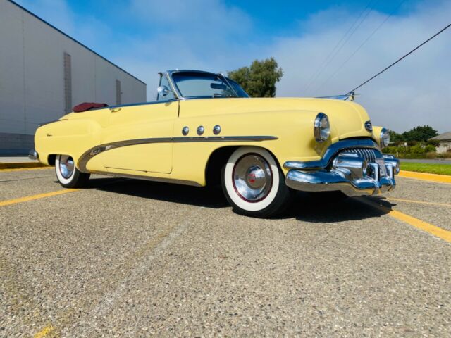 Buick Super 1952 image number 2