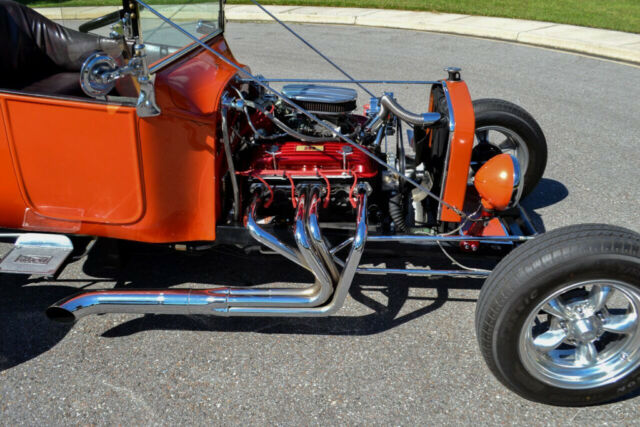 Ford Model T 1940 image number 16