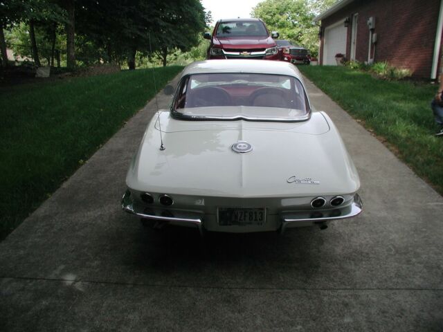 Chevrolet Corvette 1964 image number 2