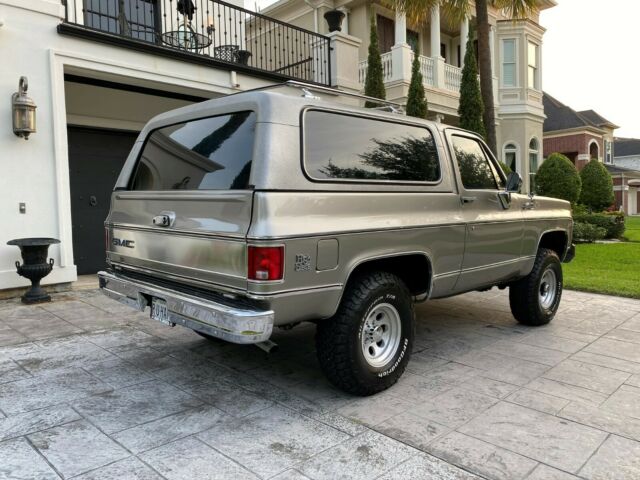 GMC Jimmy 1979 image number 10