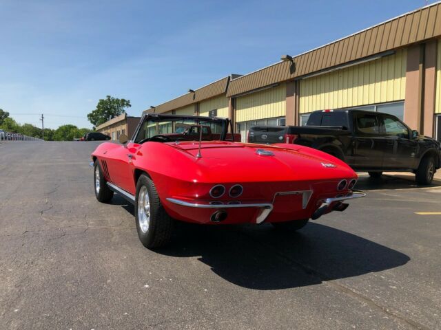 Chevrolet Corvette 1966 image number 2