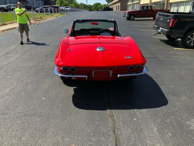 Chevrolet Corvette 1966 image number 24