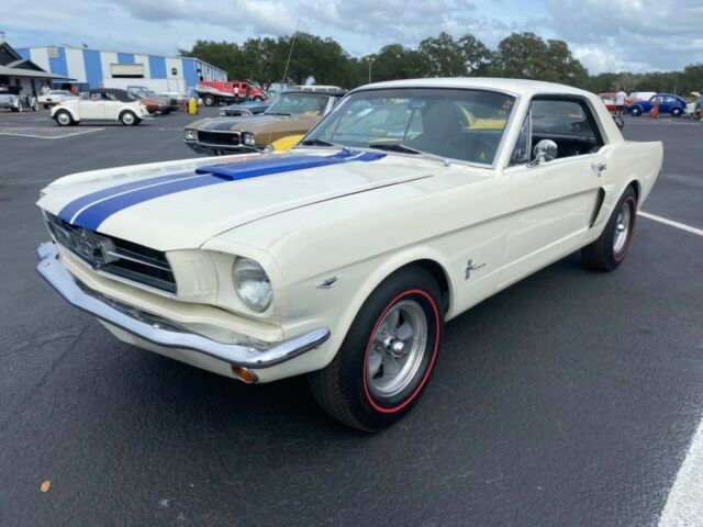 Ford Mustang 1967 image number 33