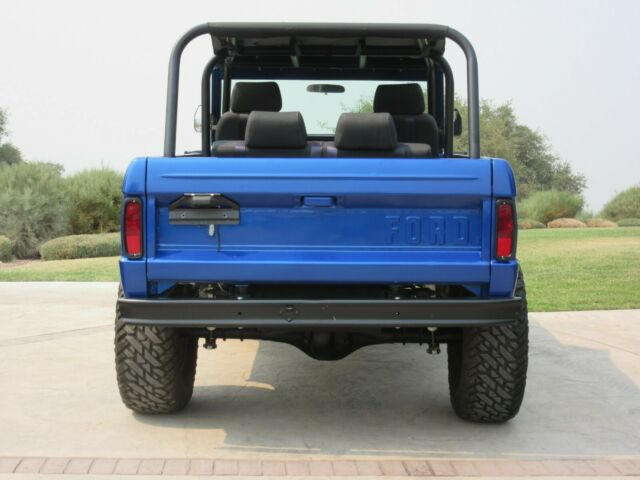 Ford Bronco 1973 image number 9