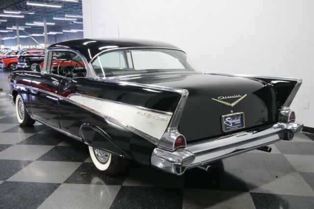 Chevrolet Bel Air/150/210 1957 image number 33