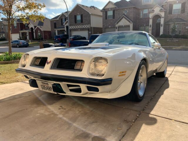 Pontiac Trans Am 1975 image number 45