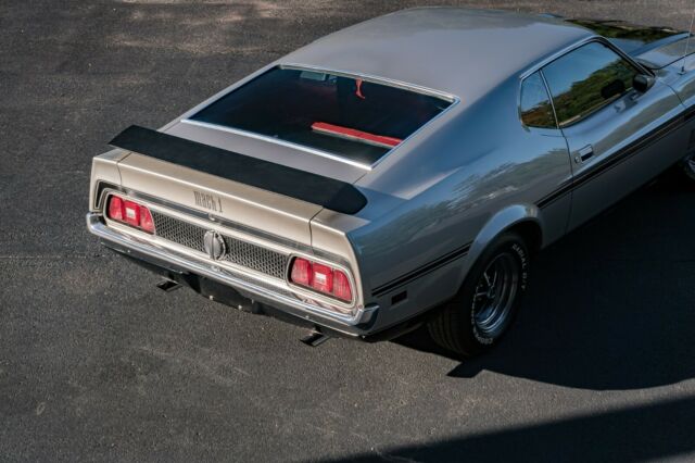 Ford Mustang 1971 image number 27