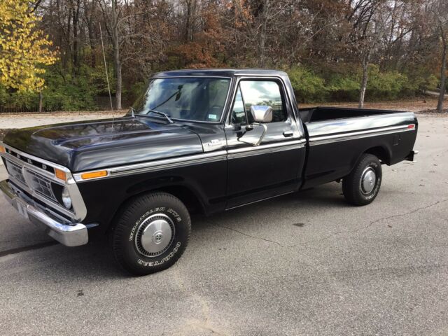 Ford F-150 1977 image number 1