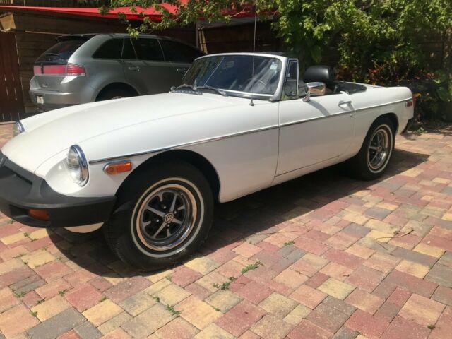 MG MGB 1979 image number 0