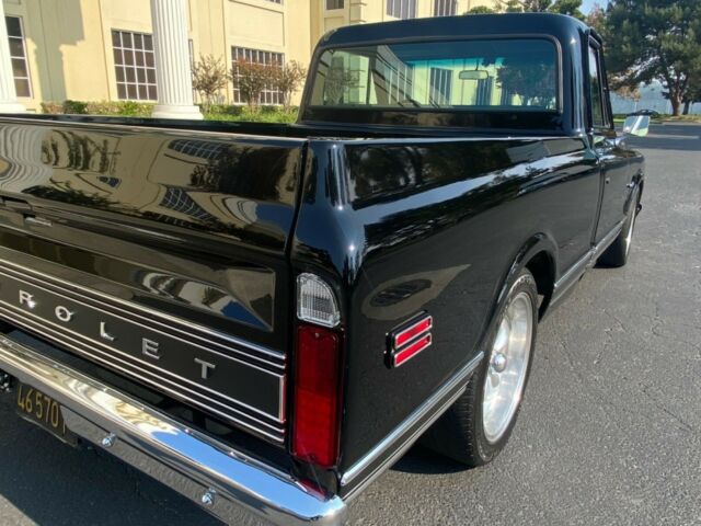 Chevrolet C-10 1970 image number 2