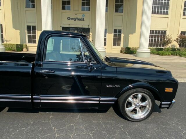 Chevrolet C-10 1970 image number 31