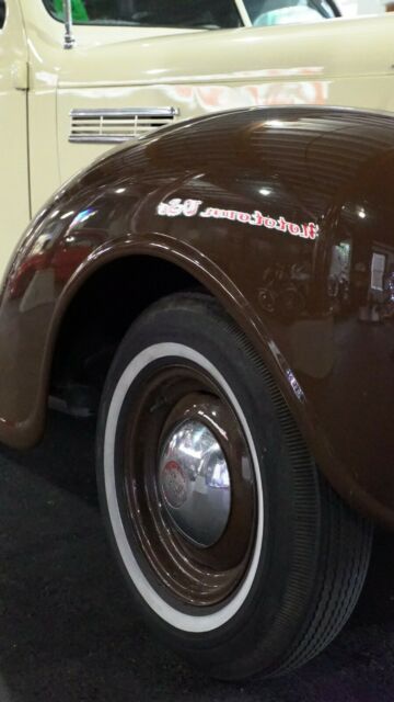 Plymouth Deluxe 1939 image number 2