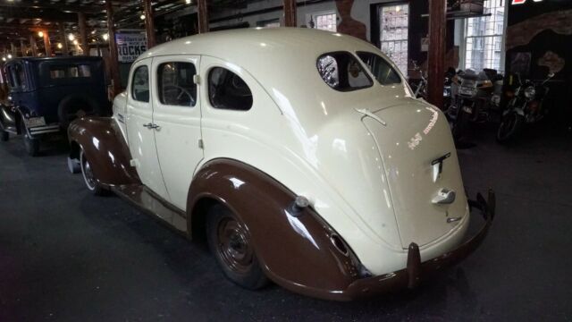 Plymouth Deluxe 1939 image number 6