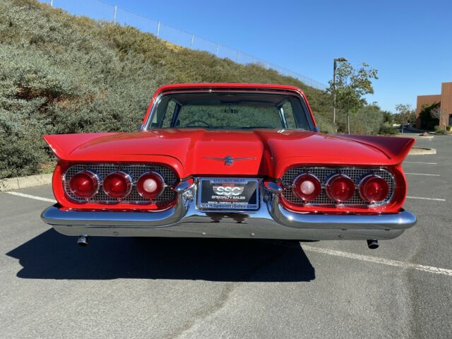 Ford Thunderbird 1960 image number 31