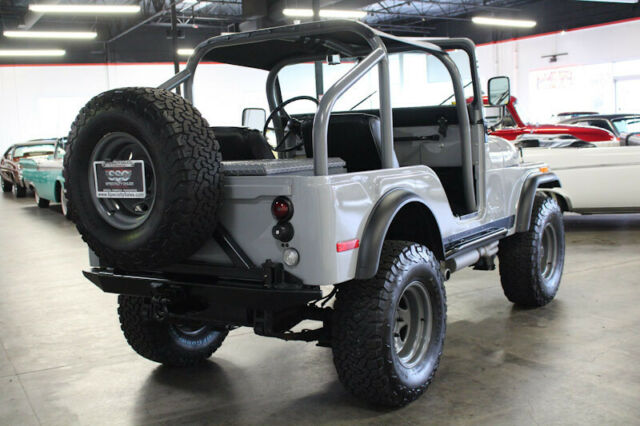 Jeep CJ 1974 image number 9