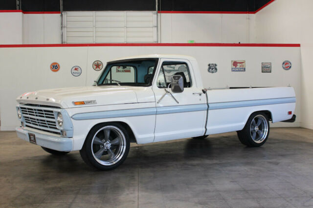 Ford F-100 1968 image number 0