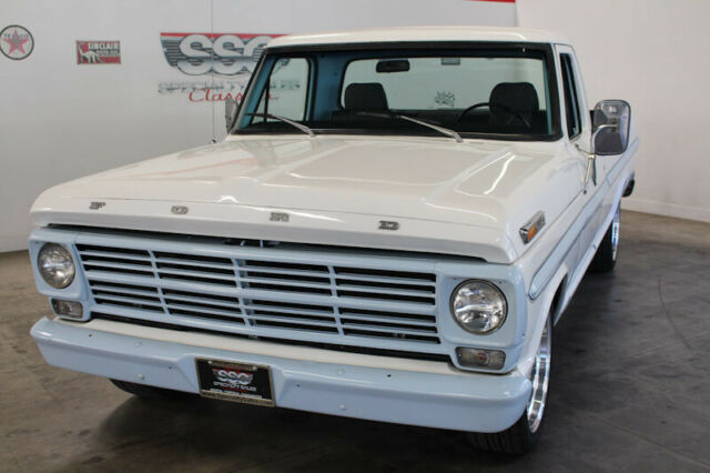 Ford F-100 1968 image number 2