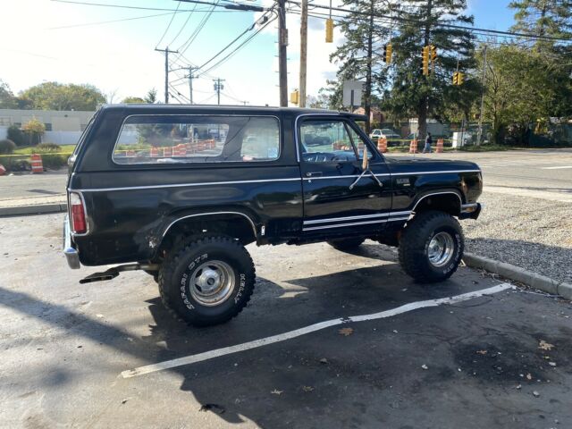 Plymouth Trail Duster 1978 image number 25