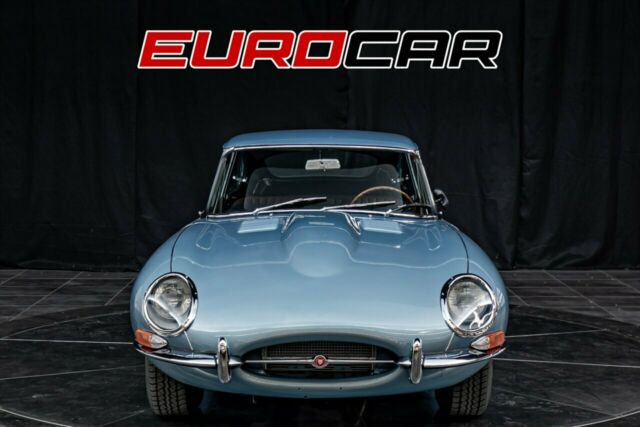 Jaguar E-Type 1966 image number 31