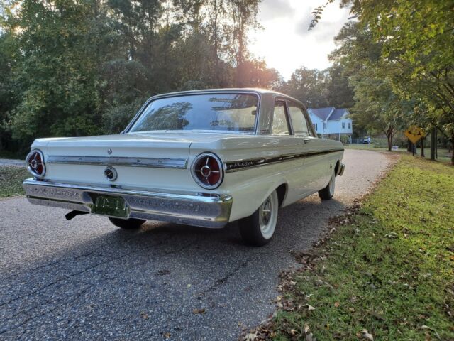 Ford Falcon 1965 image number 27