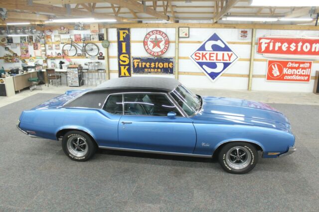 Oldsmobile Cutlass 1972 image number 1