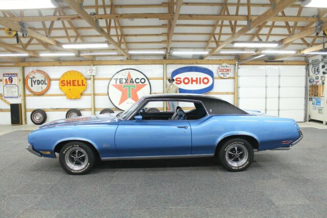 Oldsmobile Cutlass 1972 image number 2