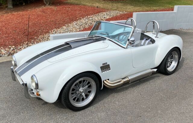 Shelby Cobra 1965 image number 0