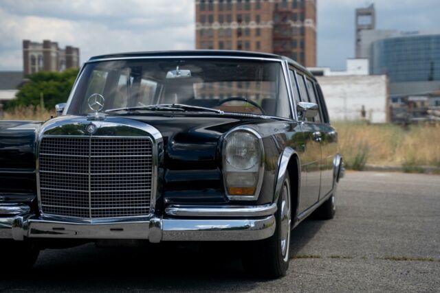 Mercedes-Benz 600-Series 1965 image number 31