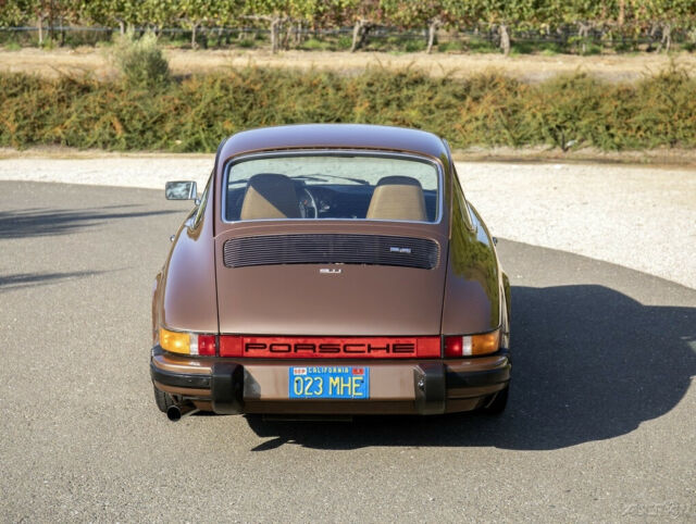 Porsche 911 1974 image number 27