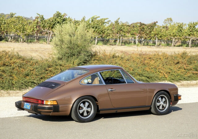 Porsche 911 1974 image number 28