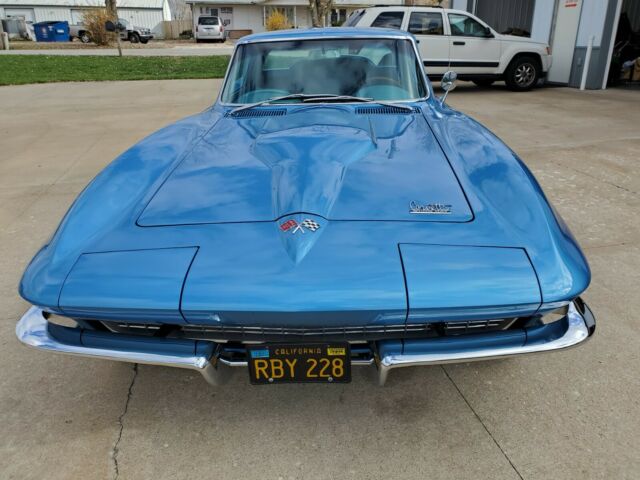 Chevrolet Corvette 1966 image number 25