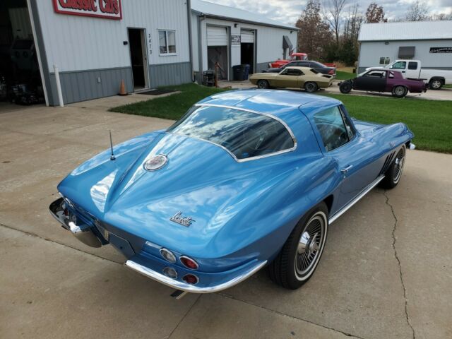 Chevrolet Corvette 1966 image number 4