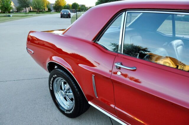 Ford Mustang 1968 image number 32