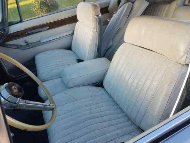 Chrysler Imperial 1966 image number 32