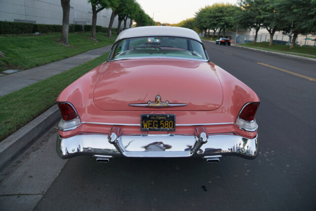 Lincoln Capri 2 Door 341/225HP V8 Hardtop 1955 image number 11