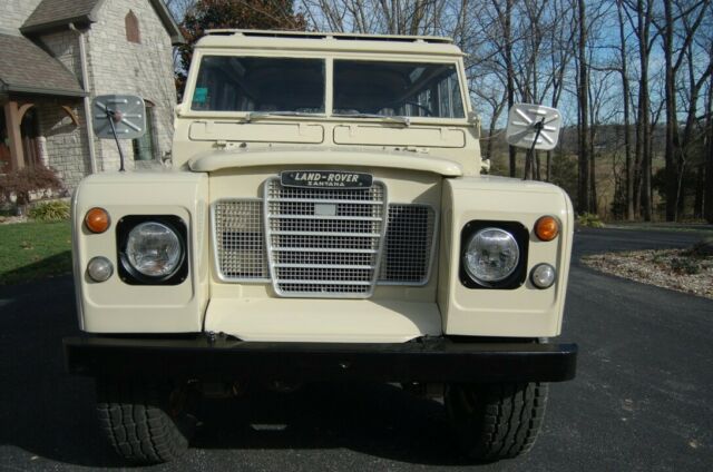 Land Rover Defender 1973 image number 27