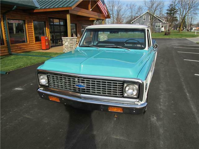 Chevrolet Cheyenne Short-box 1972 image number 2