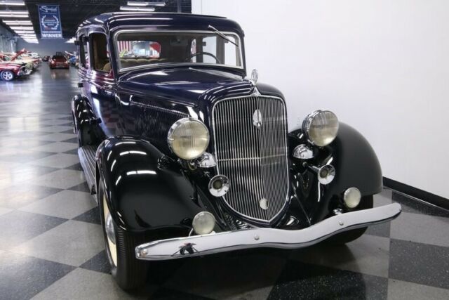 Plymouth 4 Door Sedan 1934 image number 18