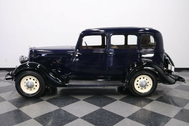 Plymouth 4 Door Sedan 1934 image number 26