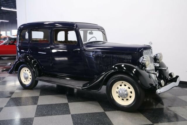 Plymouth 4 Door Sedan 1934 image number 40