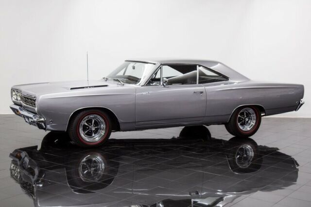 Plymouth Road Runner 1968 image number 10