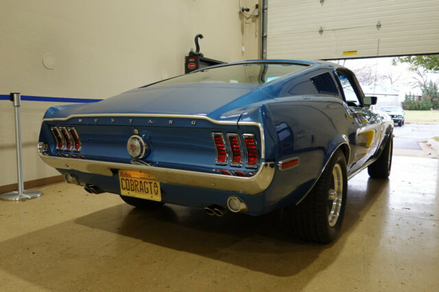 Ford Mustang 1968 image number 2