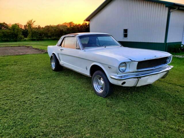 Ford Mustang 1965 image number 22